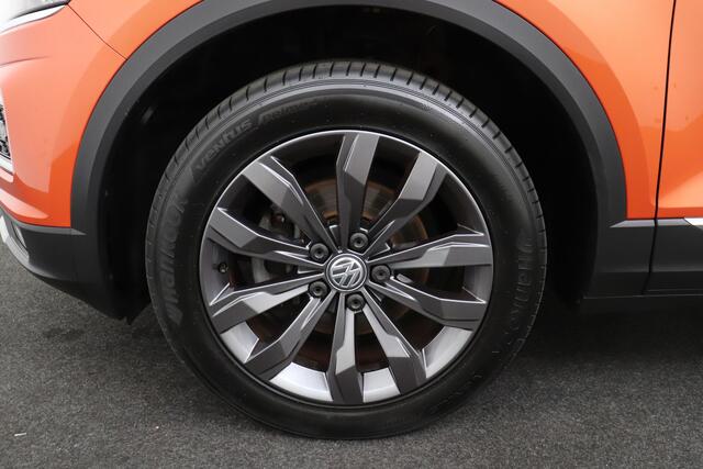 Volkswagen T-Roc 1.5 150 PK Aut. TSI Style Plus Pano-dak Trekhaak Digi. Dash
