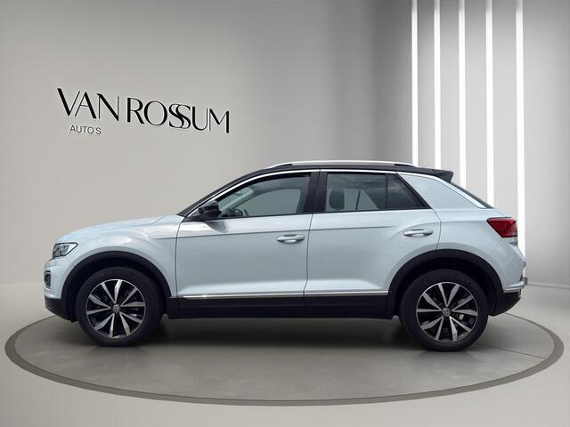 Volkswagen T-Roc 1.5 TSI Style DSG Navigatie | Two Tone | Parkeer V+A | Automaat | Elektrische Klep | App-Connect |