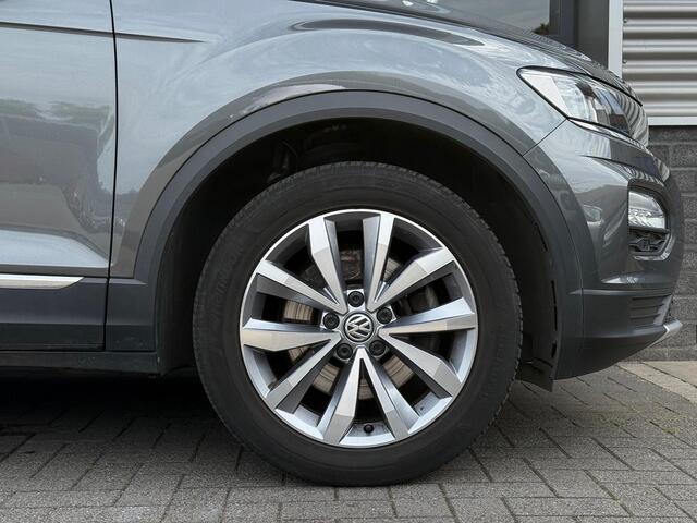 Volkswagen T-Roc 1.5 TSI Style Navi Cruise Camera