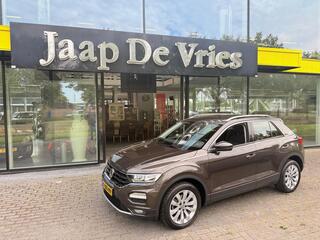 volkswagen-t-roc-1.5-tsi-style-busi