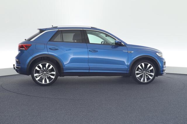 Volkswagen T-Roc 1.5 TSI 150pk DSG R-Line Sport Trekhaak Camera Virtual Cockpit Keyless Stoelverwarming Navigatie