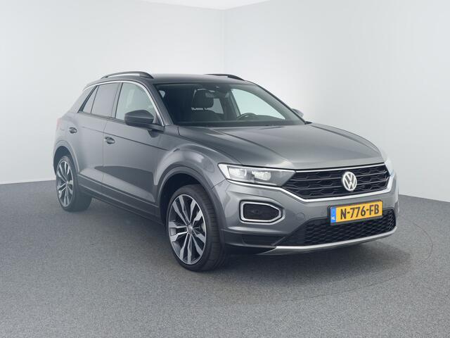 Volkswagen T-Roc 1.5 TSI Sport Business R-line afneembare trekhaak | Vitual | Camera |