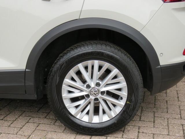 Volkswagen T-Roc 1.5 TSI 150pk DSG-aut. LIFE BNS / Navi / Trekhaak afn.baar / Stoelverw. / FABRIEKS garantie