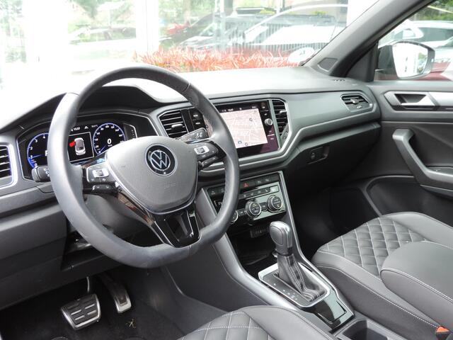 Volkswagen T-Roc Cabrio 1.5 TSI 110kW R-Line Black Style DSG - Leer | ACC | Stoel/stuurverw. | Nav | Camera | Blindspot | Parkeerass. | Afn. trekh.
