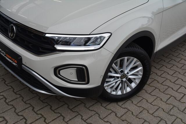 Volkswagen T-Roc 1.5 TSI Life Business | LED | DAB | Trekhaak |