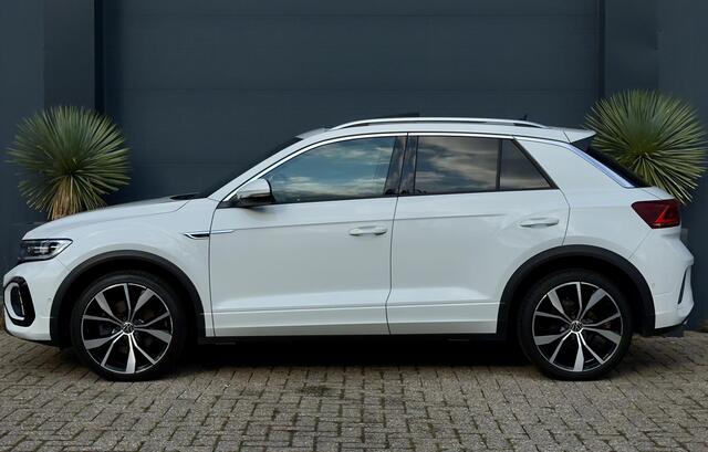 Volkswagen T-Roc 1.5 TSI 3x R-Line IQ Light/Pano/Keyless/