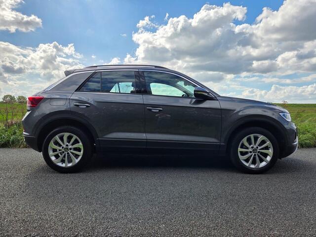 Volkswagen T-Roc 1.5 TSI Life Business