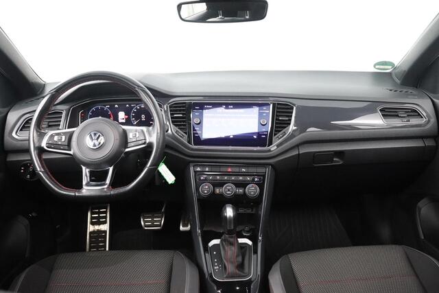 Volkswagen T-Roc 1.5 TSI Sport | Panoramadak | Stoelverwarming | Camera |