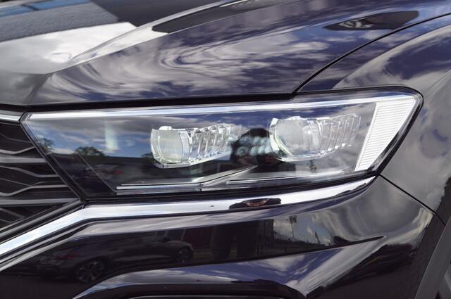 Volkswagen T-Roc 1.5 TSI DSG Sport / Navi / 18 Inch LM/ El. A-Klep/ PDC / slechts 57dkm!