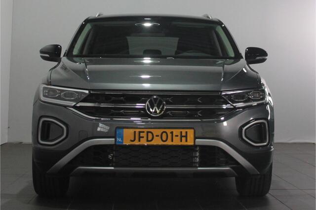 Volkswagen T-Roc 1.5 TSI Style - Automaat - Carplay / Camera / Stoelverw.