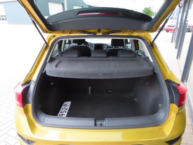 Volkswagen T-Roc 1.0 TSI Style Ecc Navi2x Pdc Trekhaak 2018