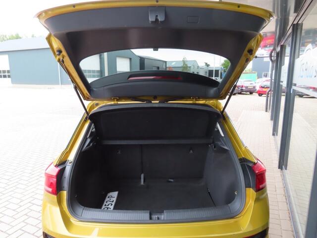 Volkswagen T-Roc 1.0 TSI Style Ecc Navi2x Pdc Trekhaak 2018