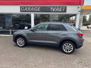volkswagen-t-roc-1.5-tsi-life-editi