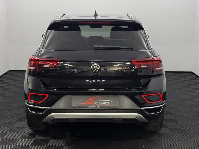 Volkswagen T-Roc 1.5 TSI Life Business Half leder, Navi, Parkeersensoren, Winterpakket, Virtual desk, Cruise control adaptief