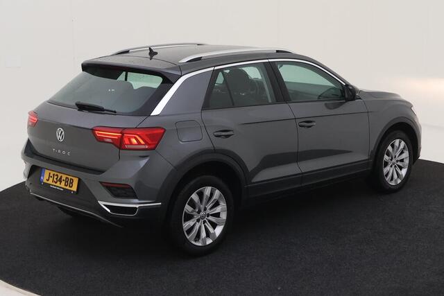 Volkswagen T-Roc 1.5 TSI Automaat Style | Binnenkort beschikbaar |