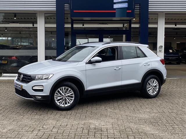 Volkswagen T-Roc 1.0 TSI Style / NL-Auto / Dealer-Onderhouden / 1e-Eigenaar / Adaptieve Cruise-Control / Climate-Control / Apple-Carplay & Android-Auto / Armsteun V+A / DAB Radio-Bluetooth / Navi / PDC V+A / 16'' LMV / ENZ.