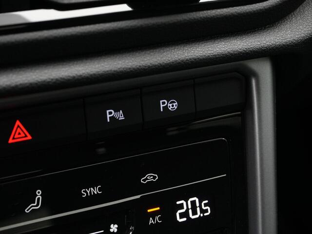 Volkswagen T-Roc 1.5 TSI 150 pk DSG Life Edition | Achteruitrijcamera | LED Plus koplampen | Park Assit | Side Assist | Carplay