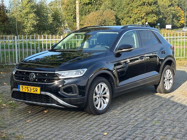 Volkswagen T-Roc 1.0 TSI 110pk Life Business Navigatie