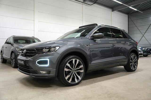 Volkswagen T-Roc 1.5 TSI 3x R-Line * Fabrieksgarantie - Pano - Trekhaak - Virtual - 19" - Camera - Keyless - Beats *