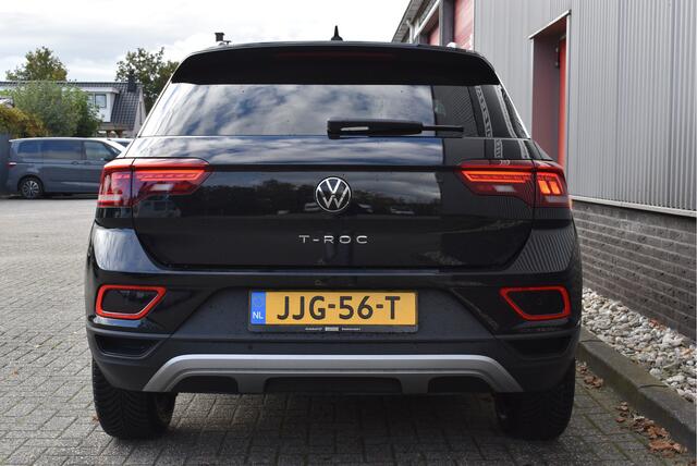 Volkswagen T-Roc 1.0 TSI Edition Goal Virtual cockpit, Adaptive cruise, Stoelverwarming, Carplay, Parkassist