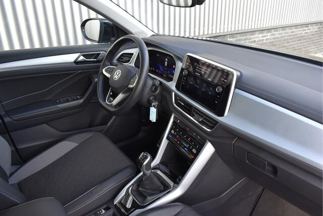 Volkswagen T-Roc 1.0 TSI Edition Goal Virtual cockpit, Adaptive cruise, Stoelverwarming, Carplay, Parkassist
