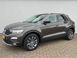 volkswagen-t-roc-1.5-tsi-150-pk--d
