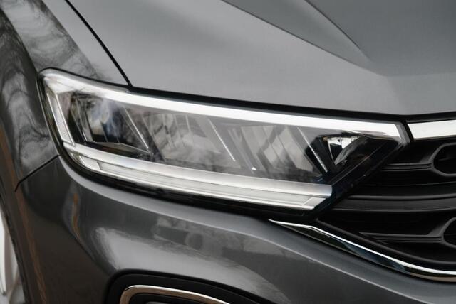 Volkswagen T-Roc 1.5 TSi 150pk DSG Life Business | App Connect | Climate | Adaptive Cruise | Stoelverwarming | Camera | PDC | Trekhaak