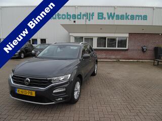 volkswagen-t-roc-1.0-tsi-style-busi