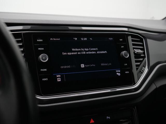 Volkswagen T-Roc 1.0 TSI 115 pk Sport | Achteruitrijcamera | Navigatie | Virtual Cockpit
