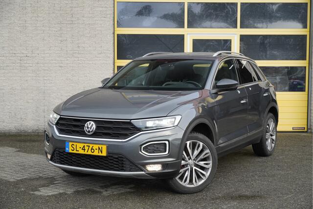Volkswagen T-Roc 1.5 TSI 150PK Sport BJ2018 Lmv 18? | Vol-Led | Pdc | Achteruitrijcamera | Trekhaak | App-Connect | Climate control | Cruise control