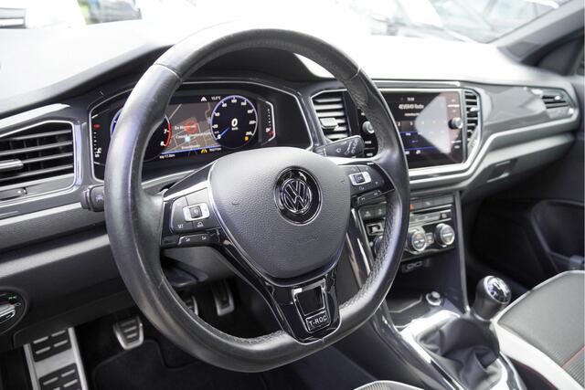 Volkswagen T-Roc 1.5 TSI 150PK Sport BJ2018 Lmv 18? | Vol-Led | Pdc | Achteruitrijcamera | Trekhaak | App-Connect | Climate control | Cruise control