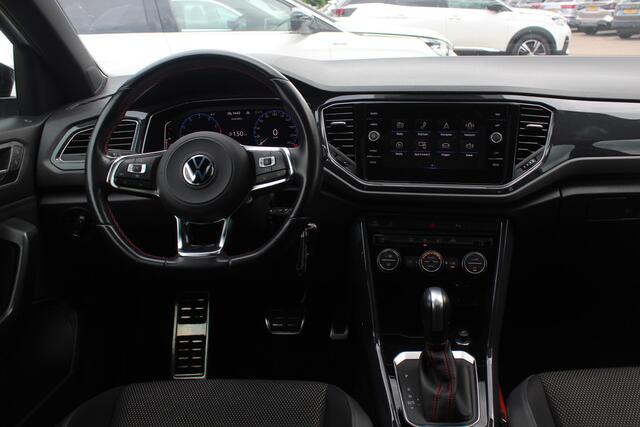 Volkswagen T-Roc 1.5 TSI Sport / Trekhaak / Camera / Virtual Cockpit / CarPlay / 18'' / Beats Audio / Dodehoek / DAB / Stoelverwarming / ACC