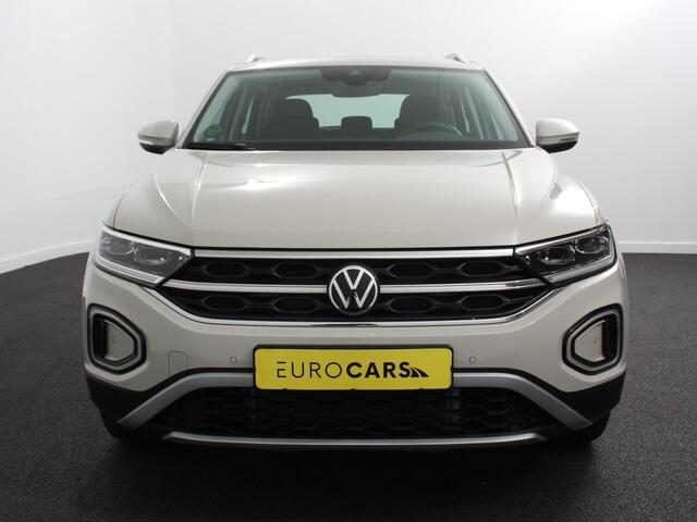 Volkswagen T-Roc 1.5 TSI 150PK DSG Style | Navigatie | Apple Carplay/Android Auto | Camera | Parkeersensoren | Adaptive Cruise Control | Dodehoek Assistent | Elektrische achterklep | Stoel- en stuurverwarming | Full Led | Climate Control | Lichtmetalen velgen