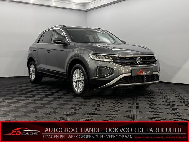 Volkswagen T-Roc 1.0 TSI Life Edition Clima, Parkeersensoren, Apple carplay, Virtual desk, Stoelverwarming, Cruise control, 2 Jaar garantie