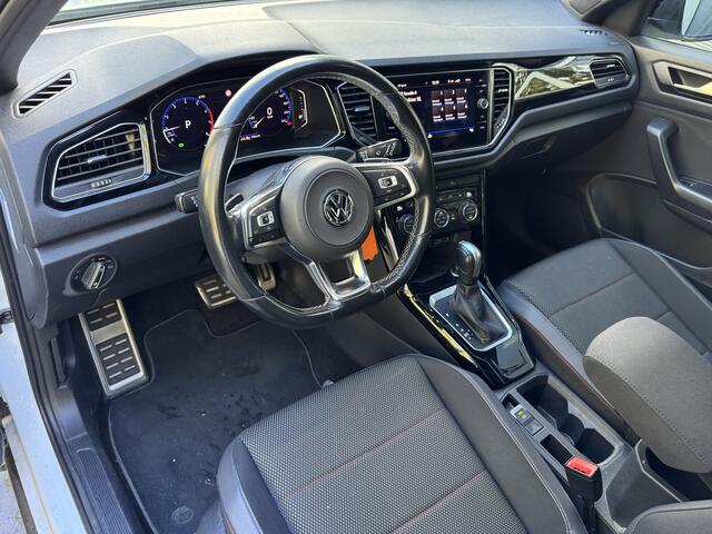 Volkswagen T-Roc 1.5 TSI 150pk DSG Sport Business Panorama Virtual Cockpit Navigatie Stoelverwarming Camera