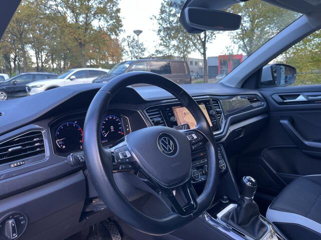 Volkswagen T-Roc 1.5 TSI Sport Orig. Nederlands/Dealer Onderhouden