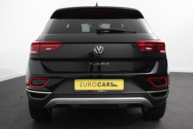 Volkswagen T-Roc 1.5 TSI 150pk DSG Style | Navigatie | Climate Control | Parkeer sensoren | Adaptive Cruise Control | Led | Dab
