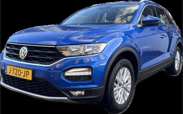 Volkswagen T-Roc 1.5 TSI Style | Automaat | Navigatie | Cruise Control adaptief | Trekhaak