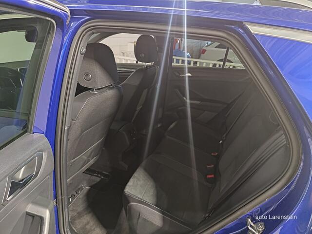 Volkswagen T-Roc 1.5 TSI R-Line (3x) 150pk Business DSG7 110kw IQ / Afn.Trekh / ACC / Dig.dash./ Elektr.A,Klep IQ Light / IQ Drive / Trekhaak afneembaar / 19 inch LM velgen / Carplay