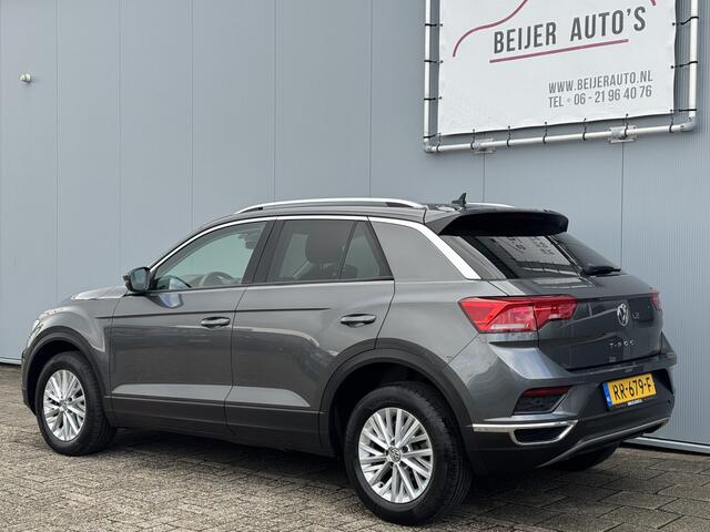 Volkswagen T-Roc 1.5 TSI Style Apple Carplay/Dealer/Camera.