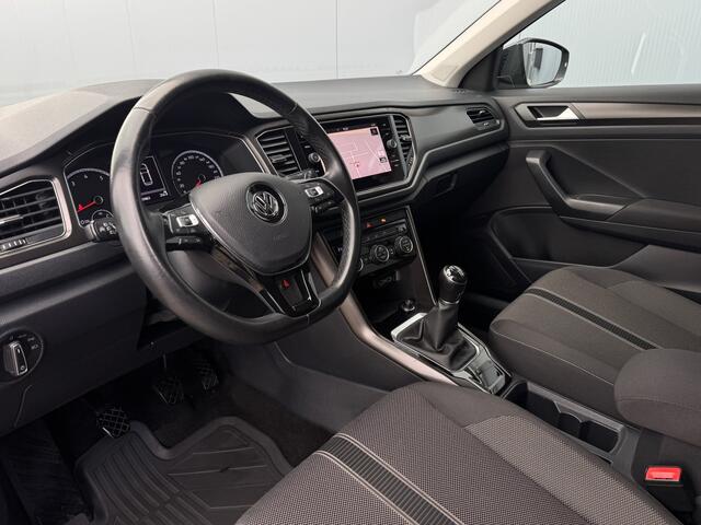 Volkswagen T-Roc 1.5 TSI Style Apple Carplay/Dealer/Camera.