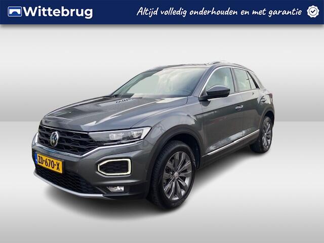 Volkswagen T-Roc 1.5 TSI Sport / Lederen interieur / Clima / Navi / Camera