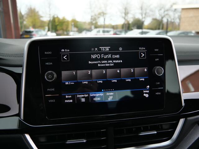 Volkswagen T-Roc 1.5 TSI R-Line Edition 150 Pk Automaat DAB / Apple Carplay / Keyless / Camera