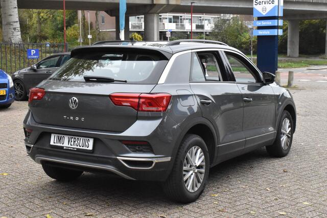 Volkswagen T-Roc 1.0 TSI Style Navigatie | Carplay | Adaptieve Cruise | 12 mnd BOVAG garantie | Whatsapp 06-53188999