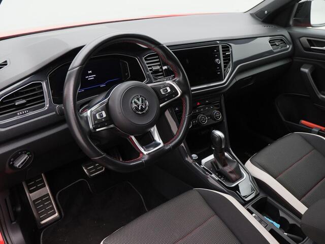 Volkswagen T-Roc 1.5 TSi 150 Pk Automaat Sport Business R-Line | Panoramadak | Beats Audio | Adaptive Cruise | Camera | CarPlay | LED-verlichting | 18 Inch | 58.486 Km