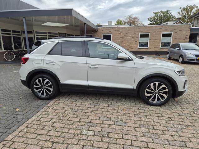 Volkswagen T-Roc 1.0 TSI Life 75 Edition