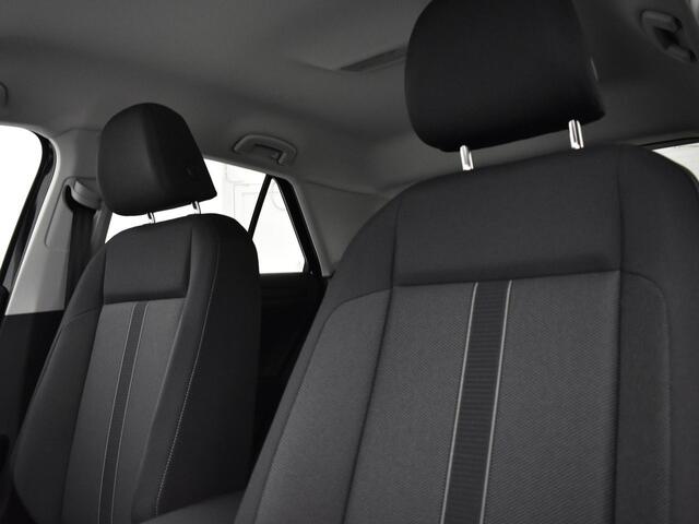 Volkswagen T-Roc Life Edition 1.0 TSI 116 pk 6 versn. Hand · Private lease ¤ 498 per maand · MEGA Sale · INCL INRUILBONUS 29.900!!!!