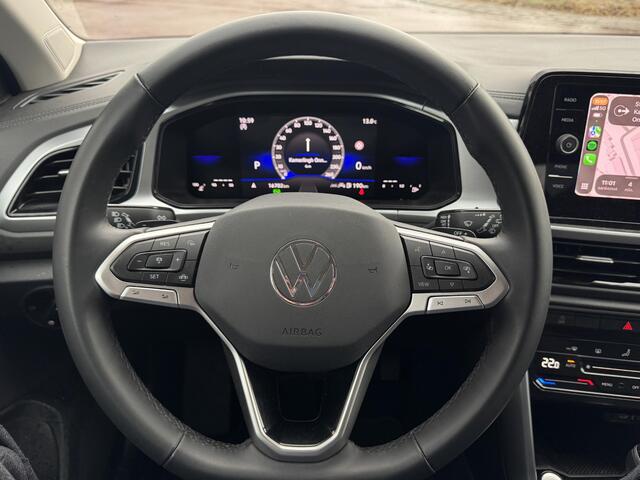 Volkswagen T-Roc 1.5 TSI Life Edition 150pk automaat | Camera | Parc Assist