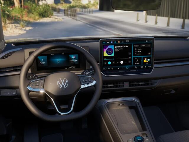 Volkswagen T-Roc Life First Edition 1.5 eTSI 85 kW / 116 PK SUV 7 v