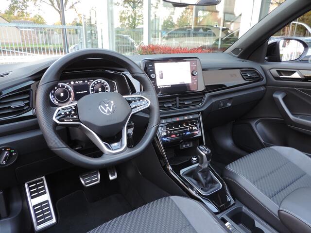 Volkswagen T-Roc Cabrio 1.5 TSI R-Line Black Style DSG (Nw. model) - IQ Drive Pakket | Camera | Beats | Travel Assist | Sportpakket | CarPlay